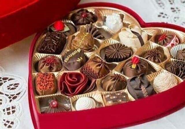 Best Valentine’s Chocolate Heart Box Online