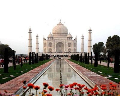 Taj-Mahal-VIVA-India-Travel